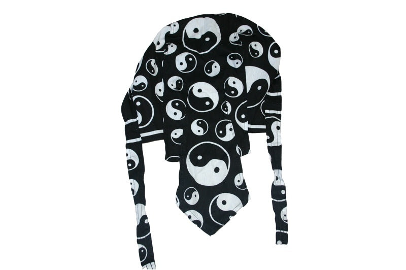 Black and White Ying Yang Zandana